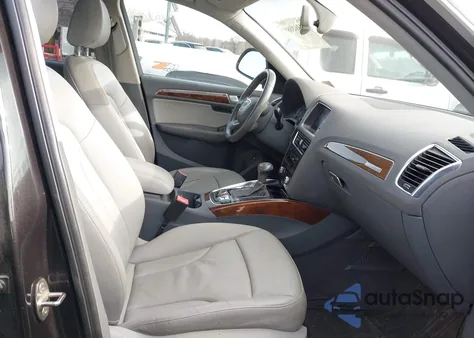 2015 Audi Q5 2.0T Premium z USA, uszkodzony, nr VIN WA1LFAFP4FA058891